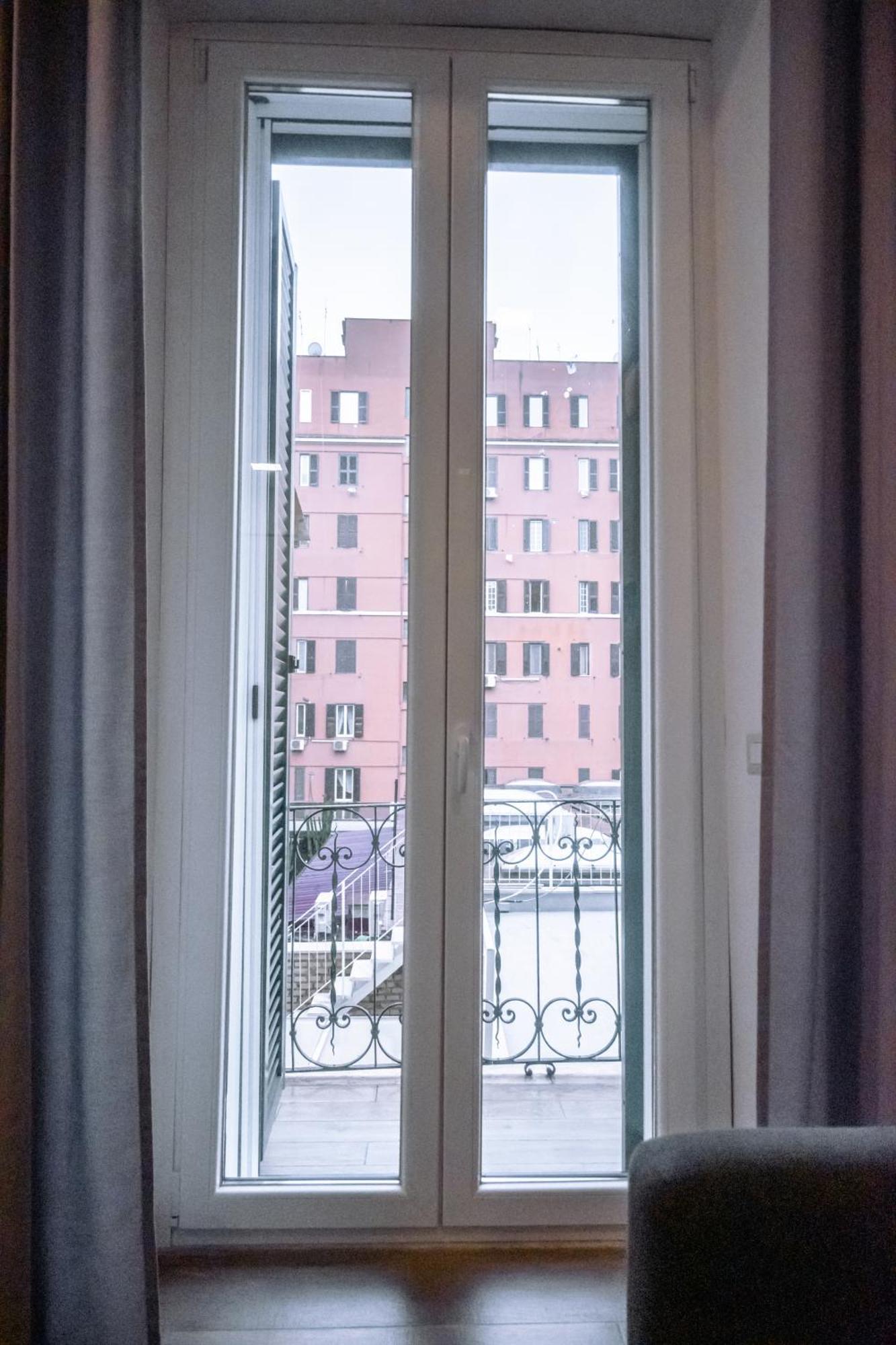 Apartment Eleganza E Comodita Tra San Pietro E Musei *